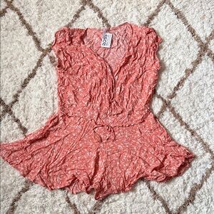 Xhilaration Coral Floral V-Neck Top